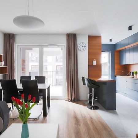 Luksusowy Apartament Przy Targach Posen Exterior foto